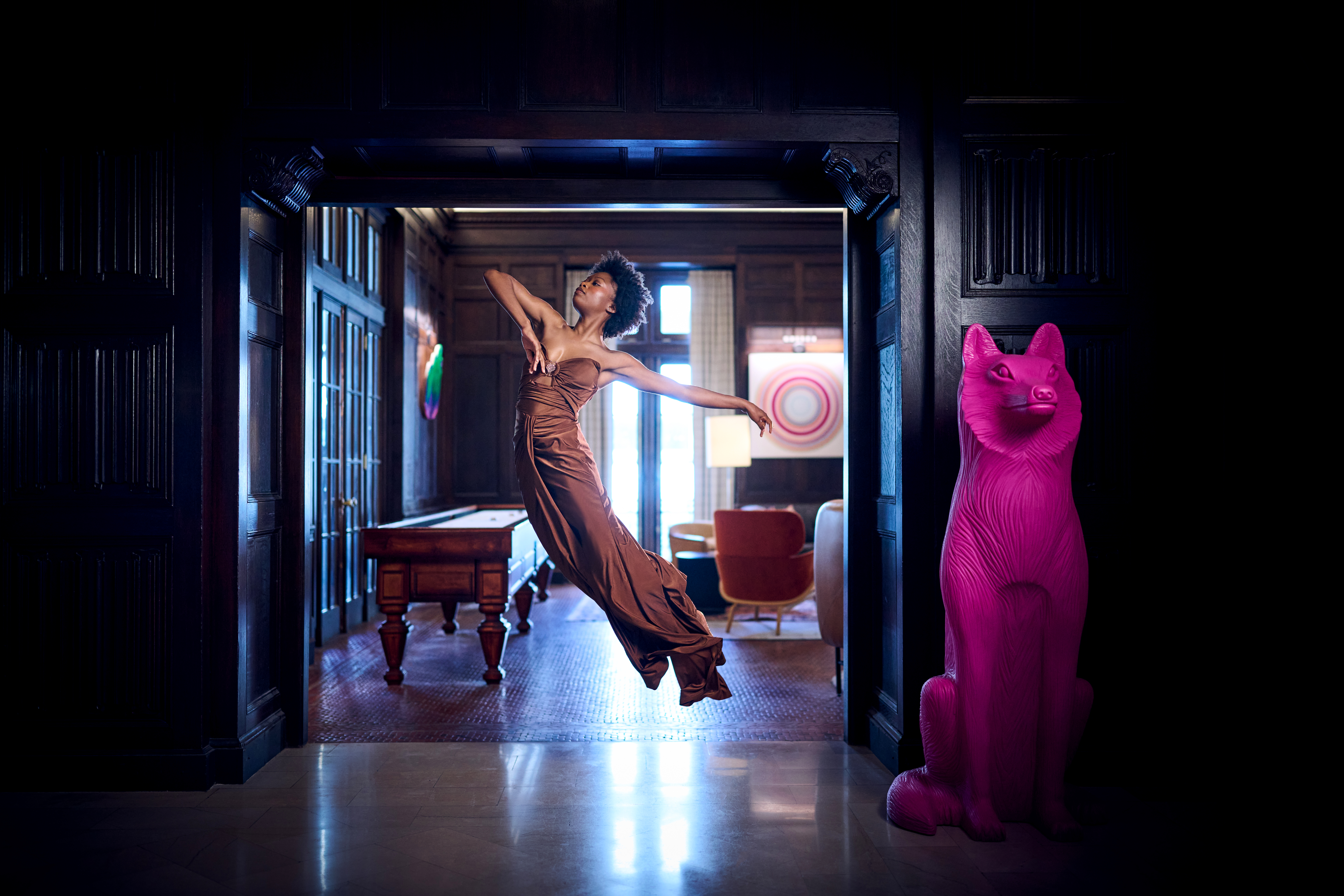 DANCER: @jadavaughann PHOTO BY: @ianandkelly ARTWORK: by @hoffman_art & Cracking Art Group AT: @21cstl